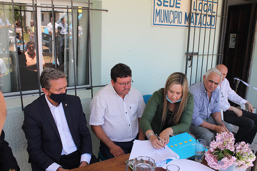 Firma del acuerdo