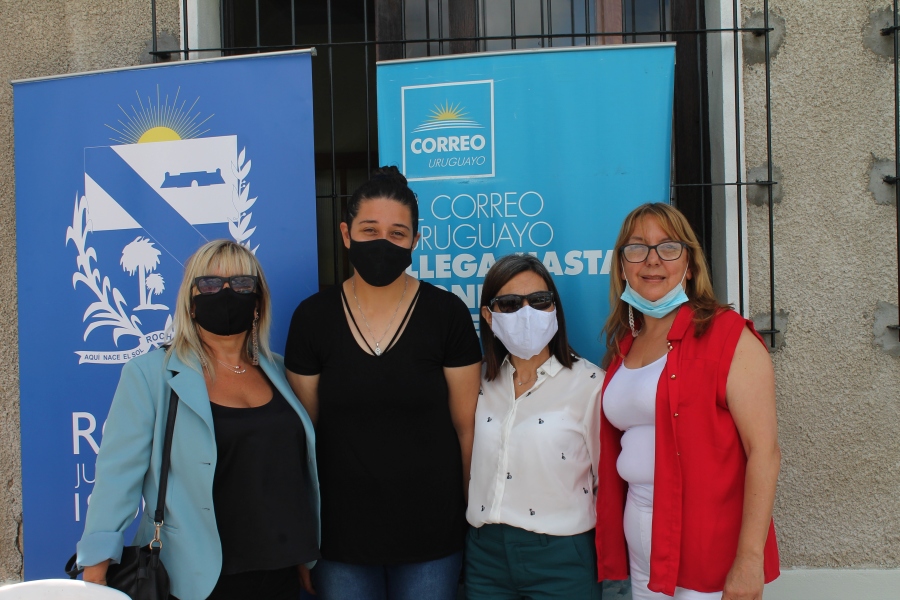 Funcionarios de Correo Uruguayo