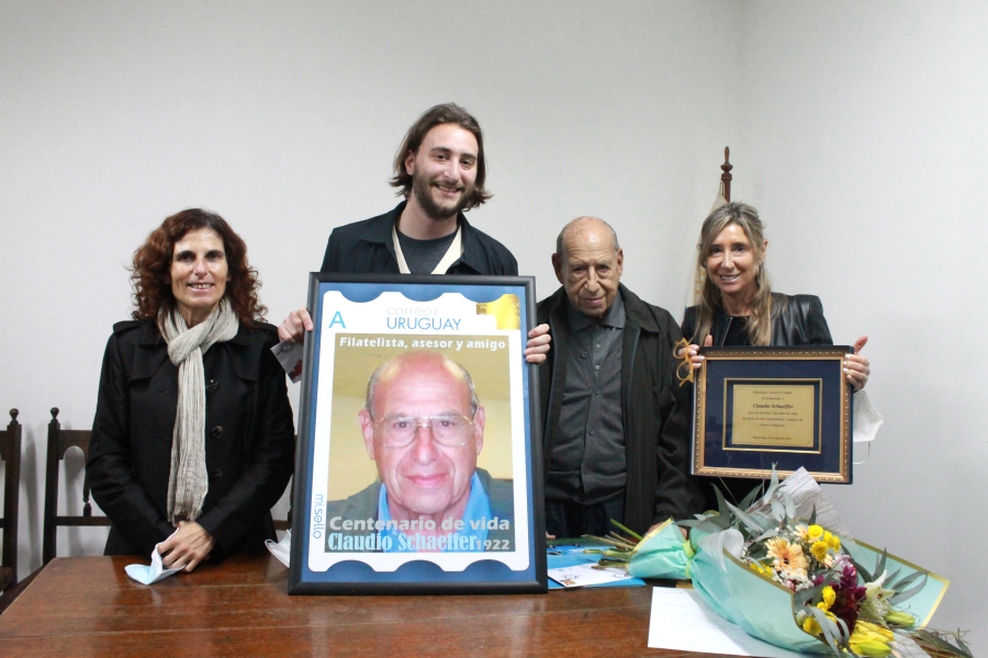 Sr. Claudio Schaeffer junto a familiares.