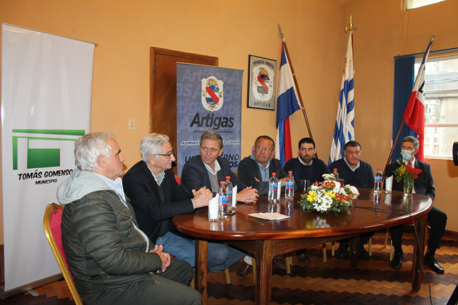 Mesa de autoridades
