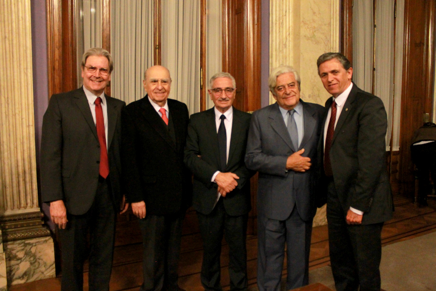 Expresidentes de la República, Presidente de la Cámara de Representantes, Presidente y Vicepresidente de Correo Uruguayo