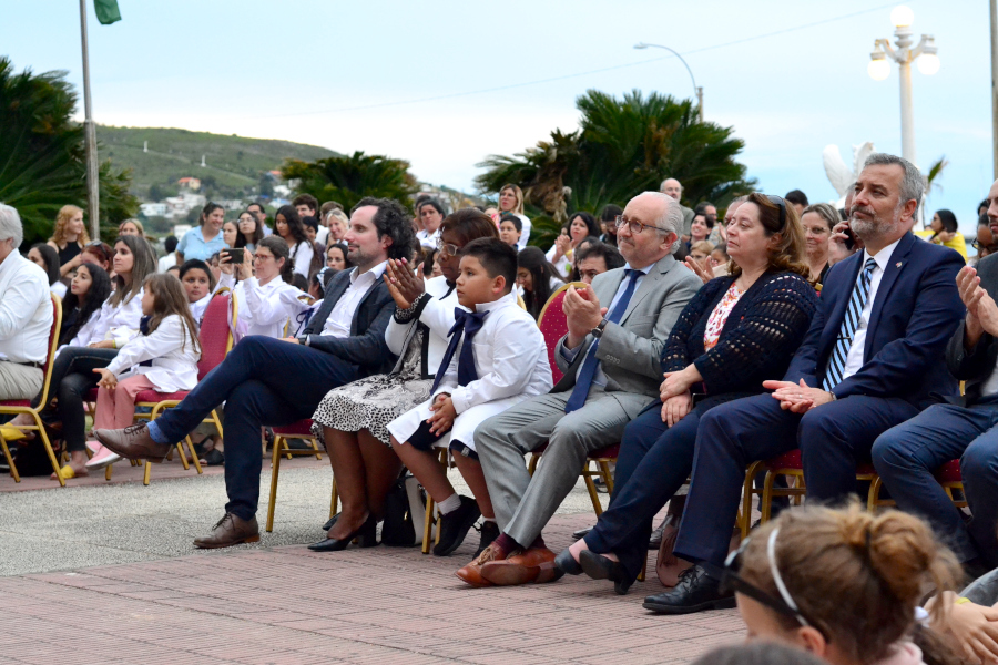 Autoridades presentes en el acto