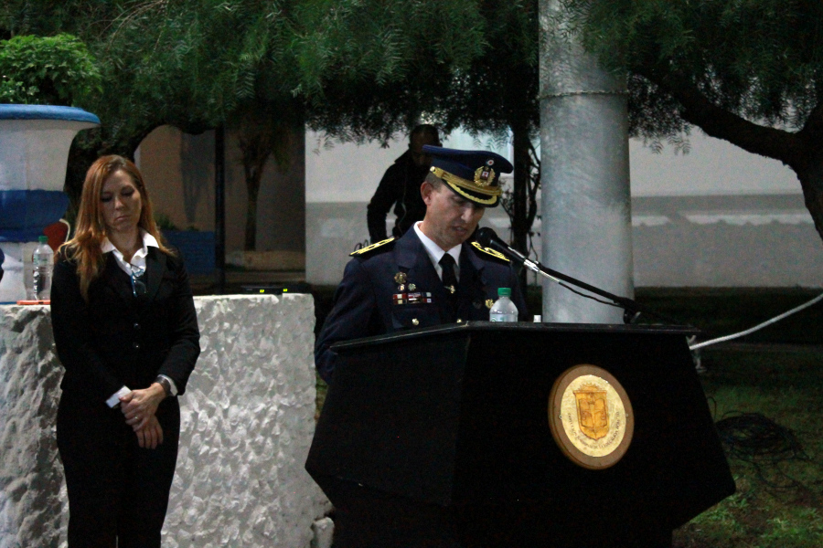 Director de la Escuela Nacional de Policía haciendo uso de la palabra