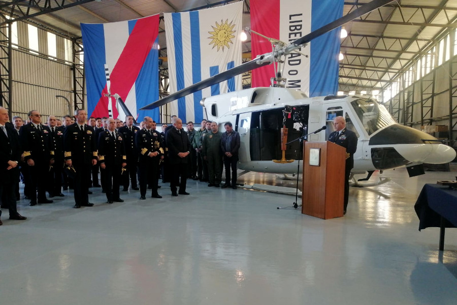 Comandante en Jefe de la Fuerza Aérea Uruguaya haciendo uso de la palabra