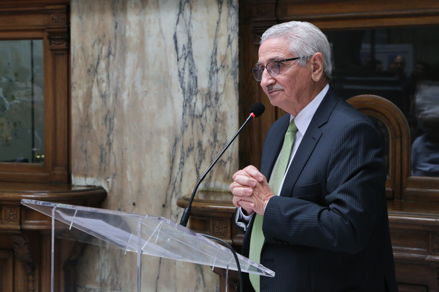 Vicepresidente de Correo Uruguayo en ejercicio de la Presidencia haciendo uso de la palabra