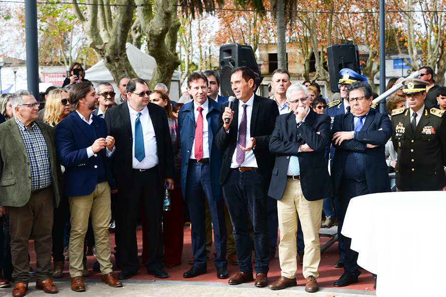 Presidente de Correo Uruguayo hace uso de la palabra