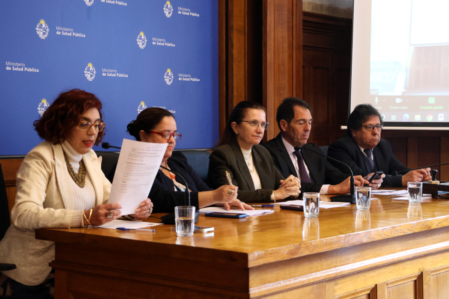Directora del Programa de Enfermedades Raras y Anomalías Congénitas del MSP haciendo uso de la palabra