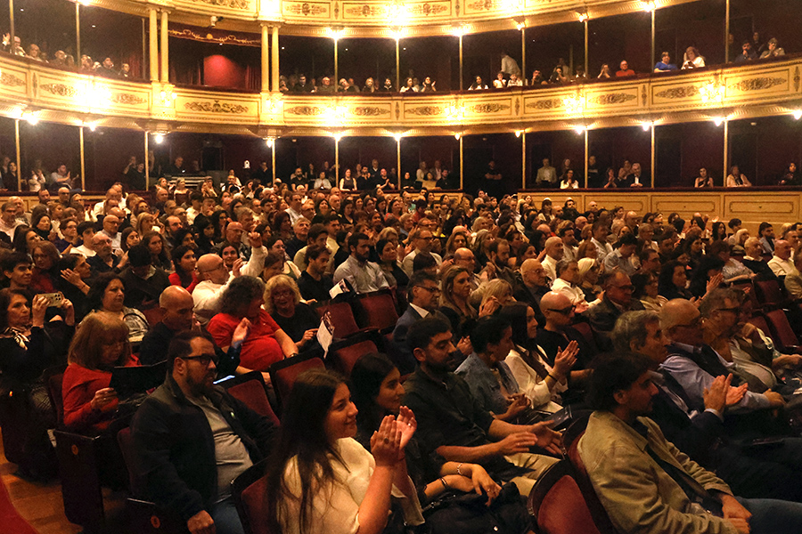 El Teatro Solís contó con una gran presencia de público