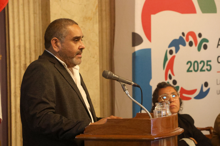 En la imagen, el presidente de Correo Uruguayo Gabriel Bonfrisco