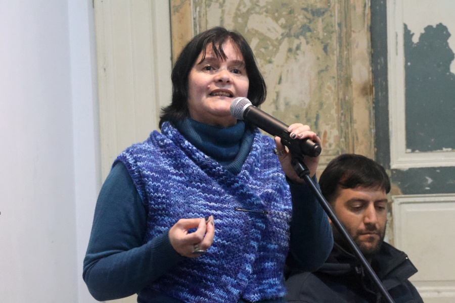 La presidenta de AFPU, Mirian Matías, hizo uso de la palabra