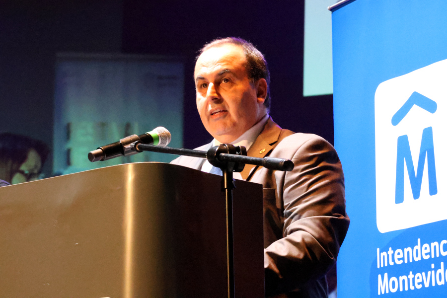 En el marco de los festejos por los 30 años del Festival de Coros de Personas Mayores, Correo Uruguayo realizó el lanzamiento de un sello personalizado conmemorativo de dicho aniversario.