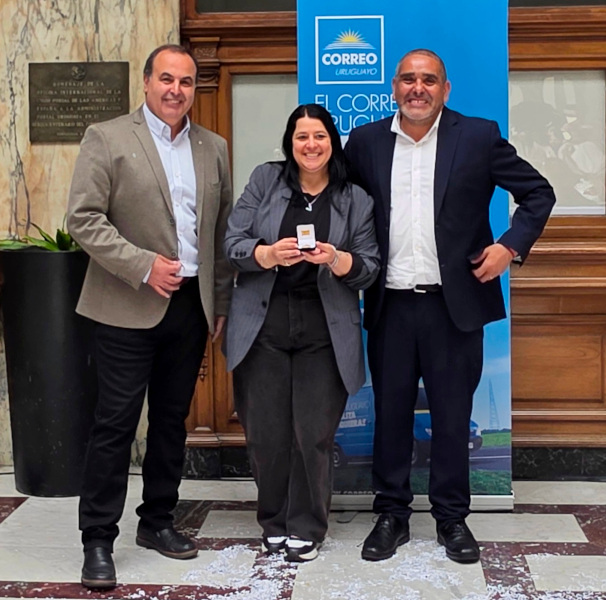 En el Palacio de Correos se realizó la tradicional entrega de medallas a los funcionarios postales que cumplieron 25, 35, 40, 45 y 50 años de servicio y a quienes se ampararon a los beneficios jubilatorios.