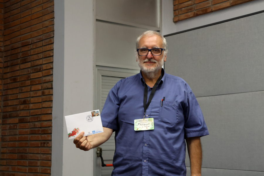 Correo Uruguayo y la Sociedad Zoológica del Uruguay (SZU) realizaron el lanzamiento del sello Mujeres Zoólogas Latinoamericanas, como homenaje a la contribución de la mujer en el avance de la zoología.