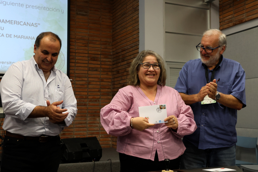 Correo Uruguayo y la Sociedad Zoológica del Uruguay (SZU) realizaron el lanzamiento del sello Mujeres Zoólogas Latinoamericanas, como homenaje a la contribución de la mujer en el avance de la zoología.
