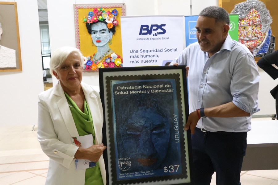 El 25 de febrero, en el Hall Central del Edificio Sede del BPS , Correo Uruguayo realizó la presentación del sello conmemorativo de la Estrategia Nacional de Salud Mental y Bienestar 2025-2030, realizado en base a la obra “La Dama Azul” del Taller Sala 12 del Hospital Vilardebó.