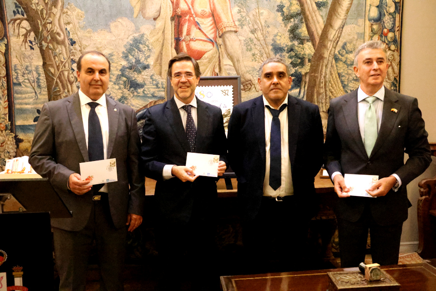 El acto de lanzamiento tuvo lugar en la Embajada de España y contó con la presencia del presidente de Correo Uruguayo Gabriel Bonfrisco, del embajador Javier Salido y del cónsul general Juan Carlos Gafo, así como personal diplomático e integrantes del Consejo de Residentes Españoles.