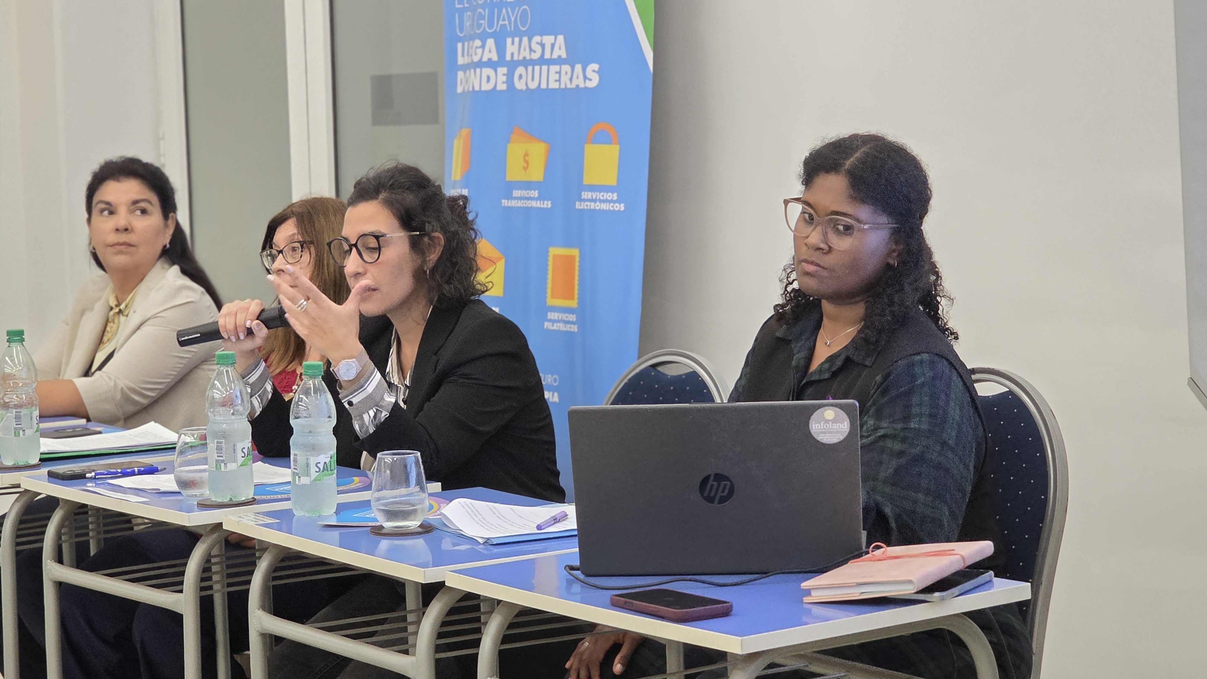 En el marco del compromiso institucional con la igualdad y la construcción de entornos laborales libres de violencia, Correo Uruguayo, a través de la Unidad Especializada en Género, organizó el Seminario “Trabajo y género: desde una mirada jurídica”.