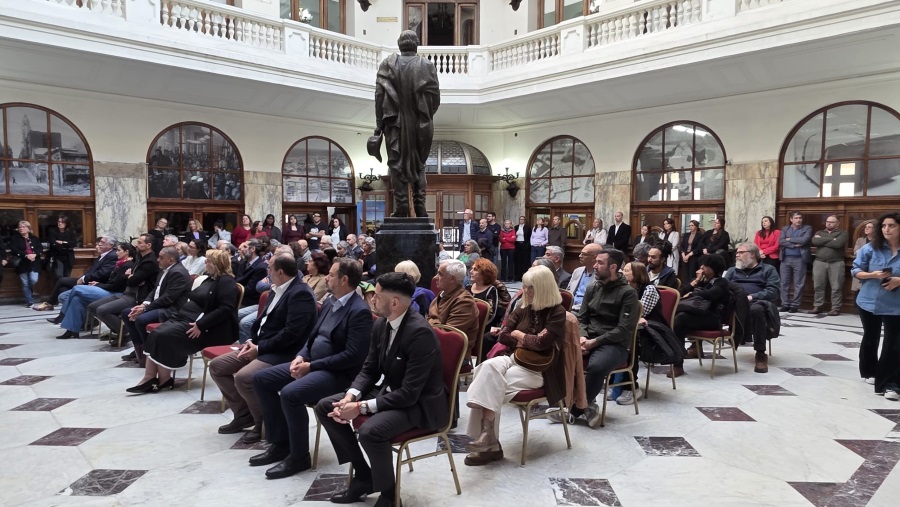 Correo Uruguayo y la Comisión Memoria Muchachas de abril realizaron el lanzamiento de tres sellos de la Serie “Mujeres Notables”, en homenaje a Diana Maidanic, Laura Raggio y Silvia Reyes, conocidas como las “Muchachas de Abril”.