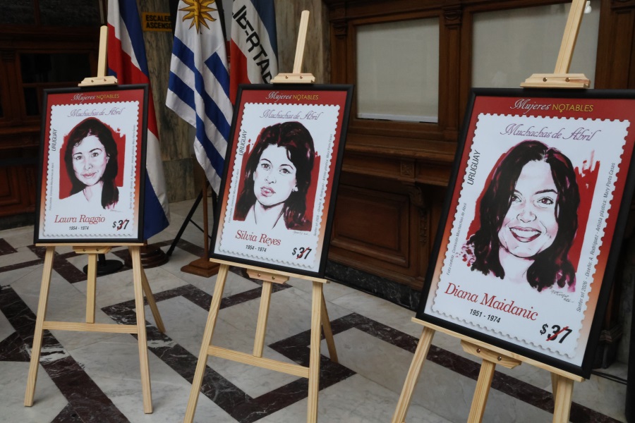Correo Uruguayo y la Comisión Memoria Muchachas de abril realizaron el lanzamiento de tres sellos de la Serie “Mujeres Notables”, en homenaje a Diana Maidanic, Laura Raggio y Silvia Reyes, conocidas como las “Muchachas de Abril”.
