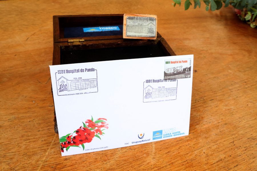 En el marco de las celebraciones por los 100 años del Hospital de Pando, Correo Uruguayo realizó el lanzamiento de un sello conmemorativo.
