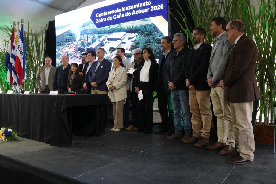 Correo Uruguayo realizó el lanzamiento de un sello conmemorativo por los 20 años de ALUR