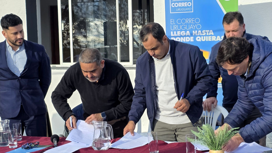 En un evento que marca un avance significativo para el departamento de Cerro Largo se inauguró en Bañado de Medina el 12º Centro de cercanía en dicho departamento y el 69º Centro de Cercanía de Correo Uruguayo, ampliando la red de atención personalizada para los ciudadanos.