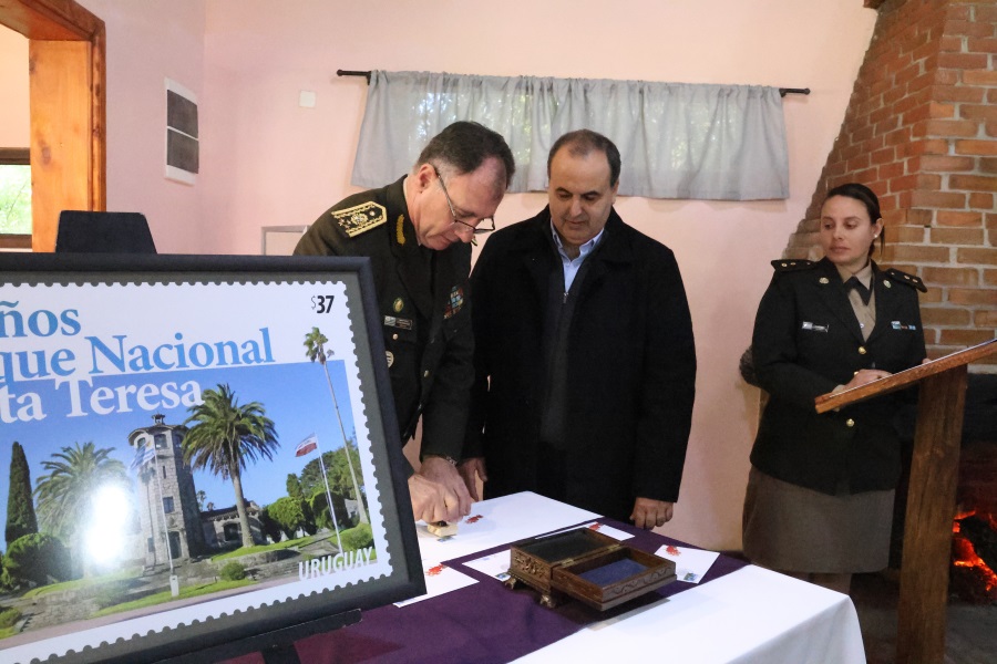 En el departamento de Rocha, Correo Uruguayo realizó el lanzamiento del sello conmemorativo por los 50 años del Parque Nacional Santa Teresa, como reconocimiento a quienes durante medio siglo han contribuido a la conservación de su patrimonio y a su desarrollo como uno de los principales puntos turísticos del país.