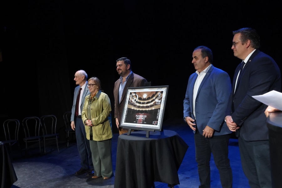 En el marco de las celebraciones por los 150 Años del Teatro Florencio Sánchez de Paysandú, Correo Uruguayo realizó el lanzamiento de un sello conmemorativo por dicho aniversario.