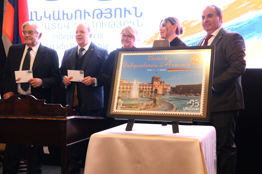 En el marco de los festejos por el 35.º aniversario de la República de Armenia, Correo Uruguayo realizó el lanzamiento de un sello conmemorativo por dicha celebración.