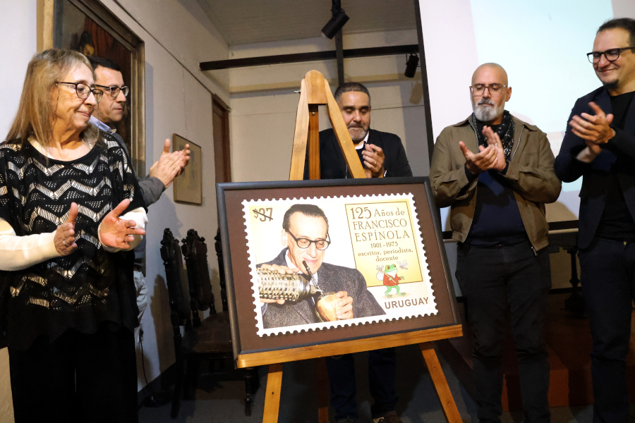 En la ciudad de San José de Mayo Correo Uruguayo realizó el lanzamiento del sello conmemorativo por los 125 años del nacimiento del escritor Francisco “Paco” Espínola