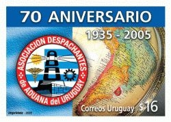 Logo de Asociación de Despachantes de Aduana. De fondo un perfil de globo terráqueo.
