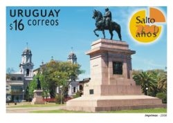 Fotografía de plaza Artigas ubicada en la ciudad de Salto.