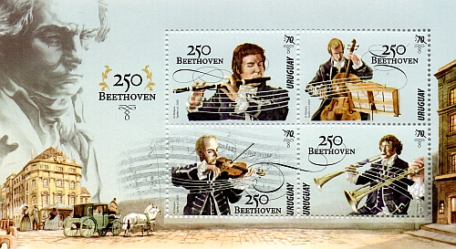 Músicos ejecutando composiciones de Beethoven con diferentes instrumentos