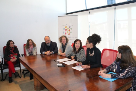 Autoridades de Correo Uruguayo y del Instituto Nacional de Derechos Humanos