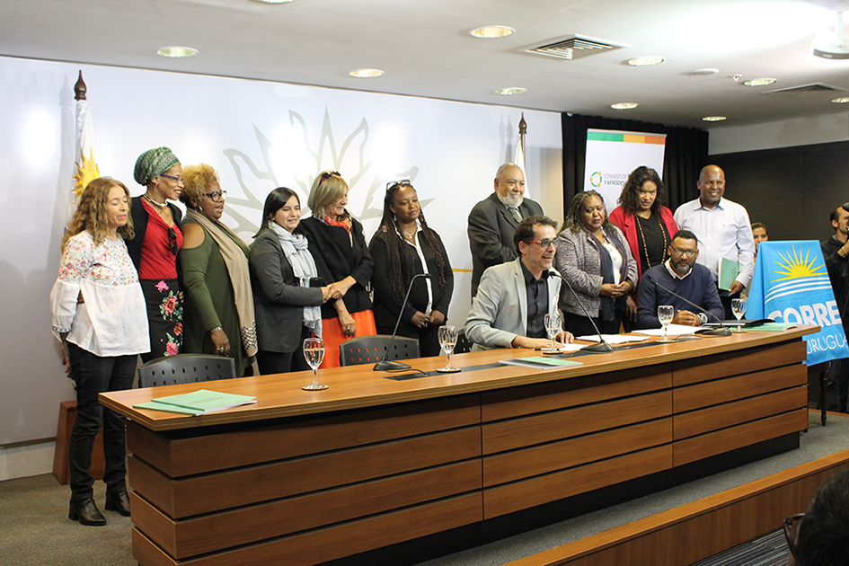 Representantes del Consejo de Equidad Racial y Afrodescendencia.